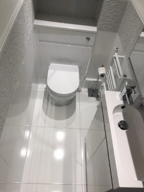 Bathroom suite